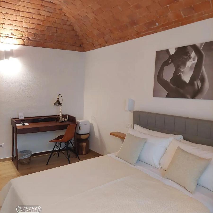Federico II - Rooms And Breakfast Borgio Verezzi Exteriér fotografie